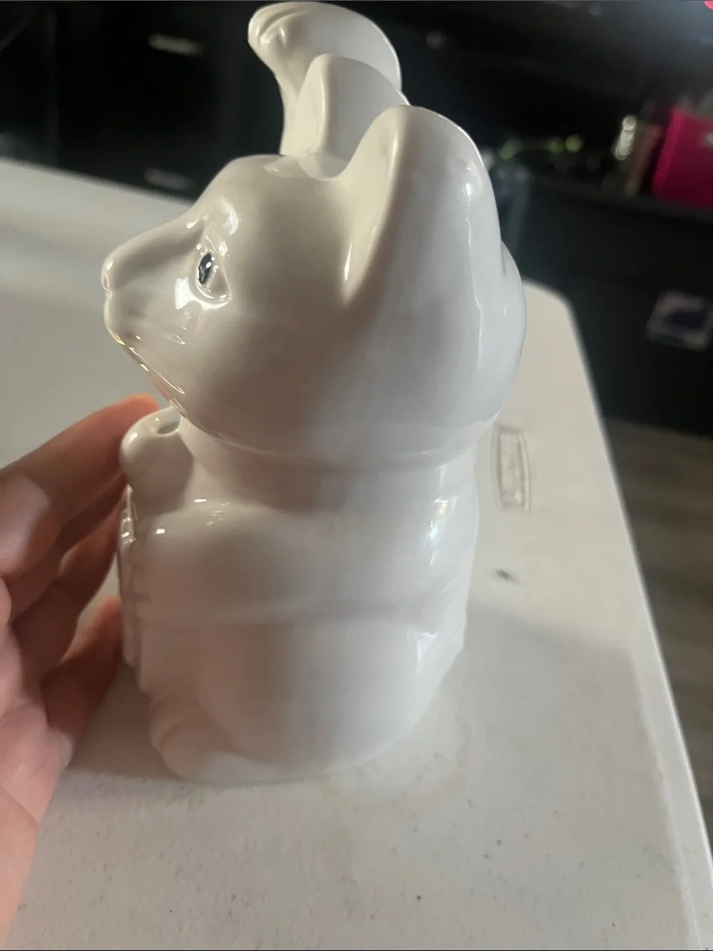 White Ceramic Lucky Cat Figurine Wall Decor